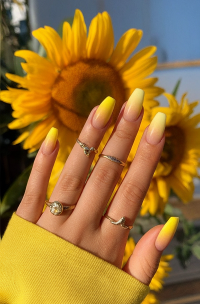 A beautiful happy hand over sunflower Salon ready manicure Fake extensions Press on sticky artificial nails from happyhands8.


Happy hands 8 nails ready like salon manicure