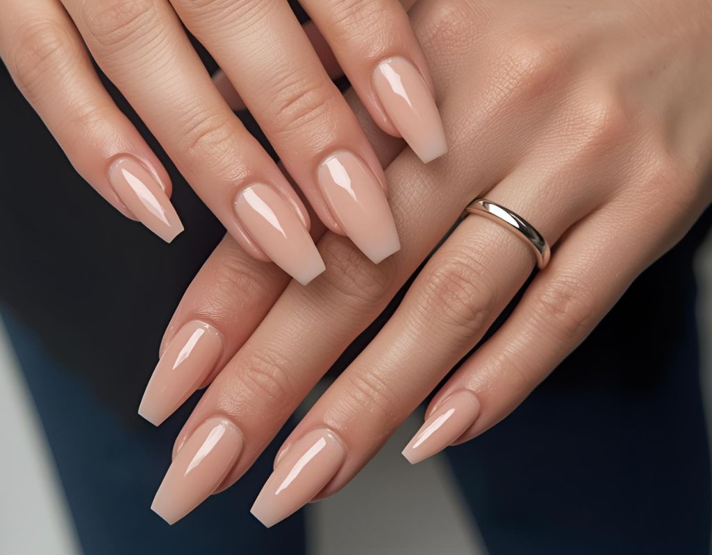 Subtle Nails - HH8